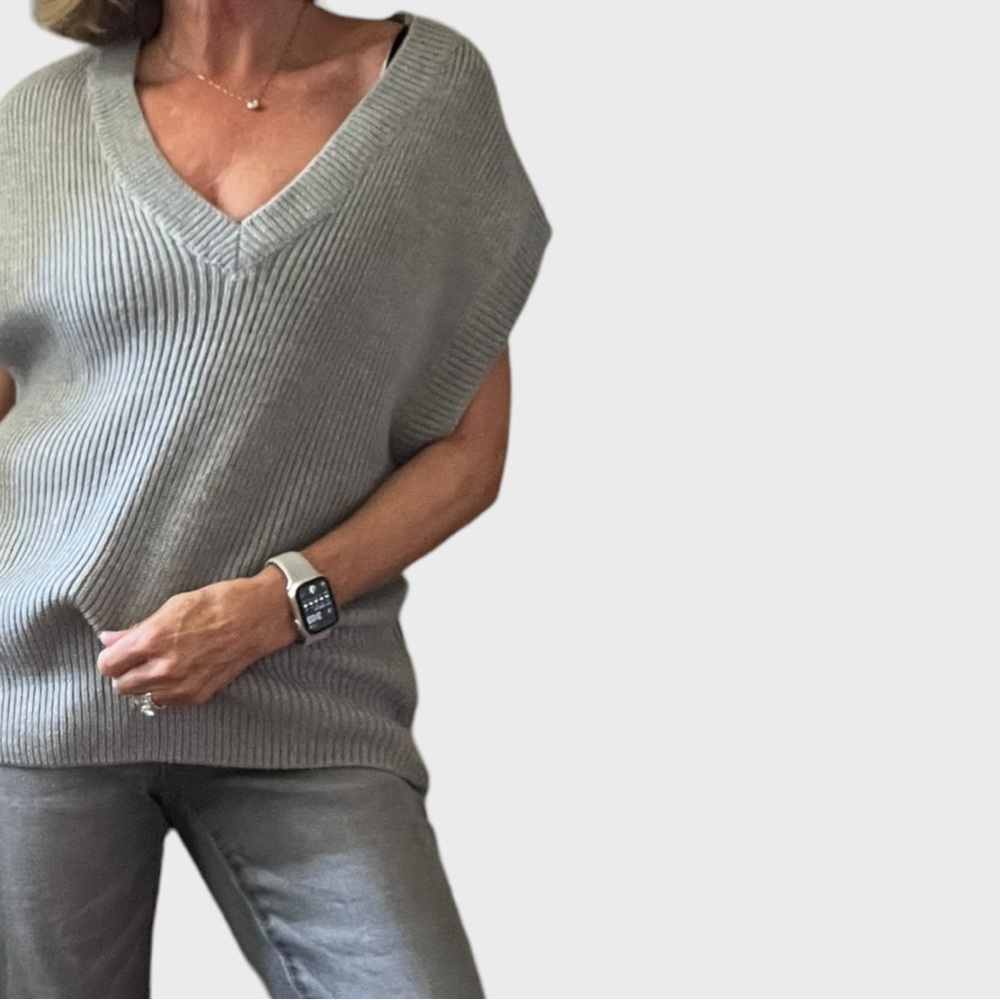 V-Neck Ribbed Knit Sweater Vest - Gray
